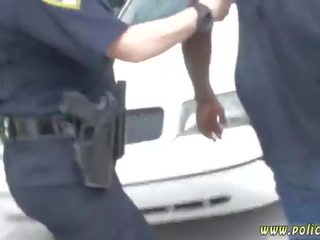 Ebenovinaste dp beli pecker xxx črno suspect taken na a prostaški vožnja