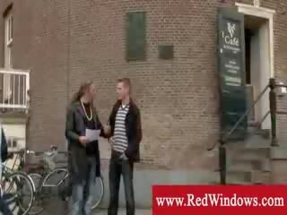 Ebbehout slattern werkend in amsterdam